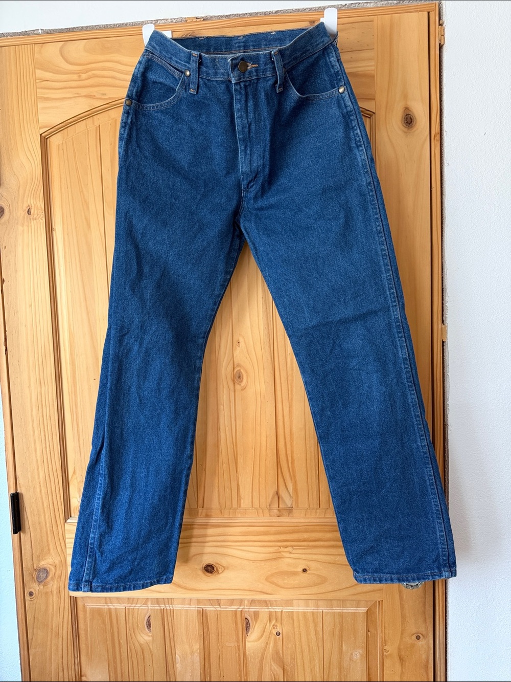 Cowgirl Cut Wranglers 9x30 (fit a 27/28x30)